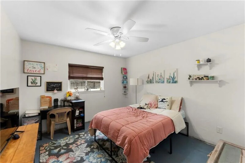 Building Photo - 7141 Cano Ln