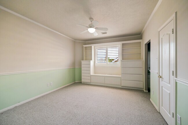 Building Photo - 20523 Riverside Pines Dr
