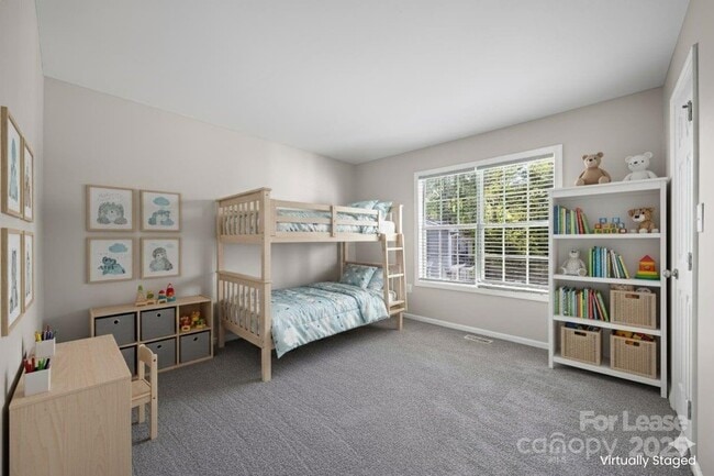 Building Photo - 704 Heritage Pkwy