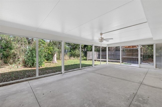 Building Photo - 423 E 10th Ave