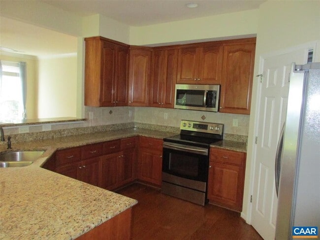 Building Photo - 3419 Turnberry Cir