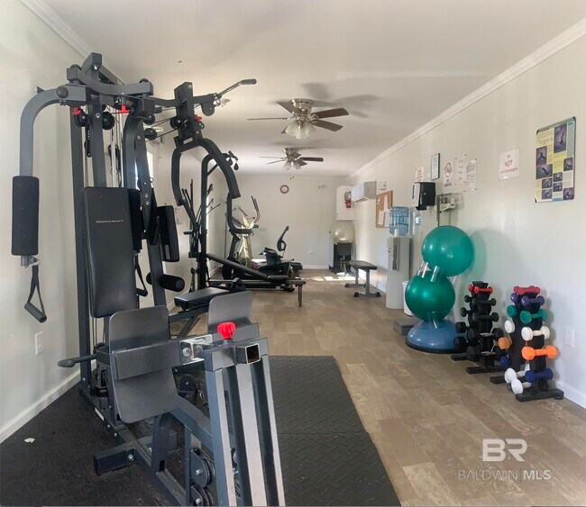 Building Photo - 3079 Camino Real Lp