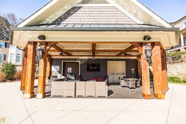 Building Photo - 3348 Turngate Ct