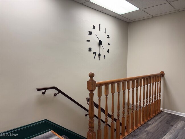 Building Photo - 158 N Broadway St