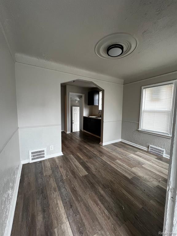 Building Photo - 9251 Cheyenne St