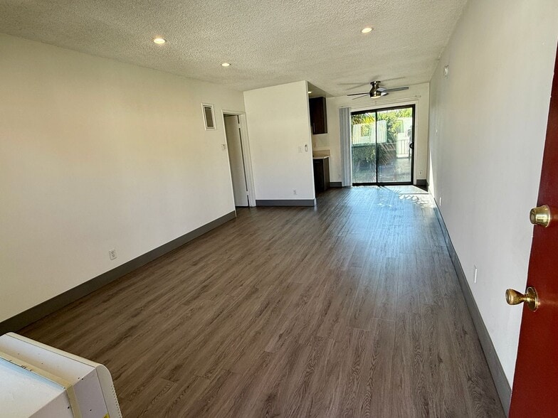 Building Photo - 3510 Clarington Ave