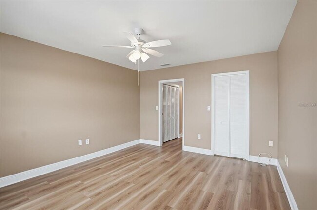 Building Photo - 5108 Brittany Dr S