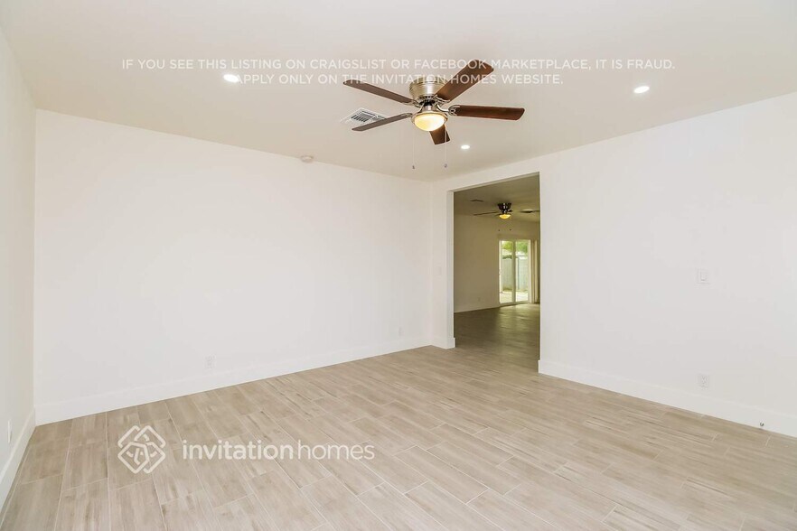 Building Photo - 743 W Ivanhoe St