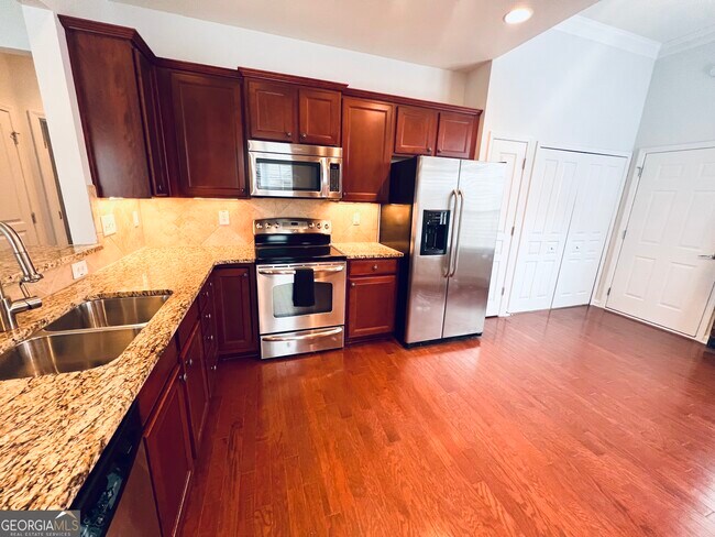 Building Photo - 130 Magic Lily Dr