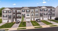 Building Photo - 402 Alfalfa Dr