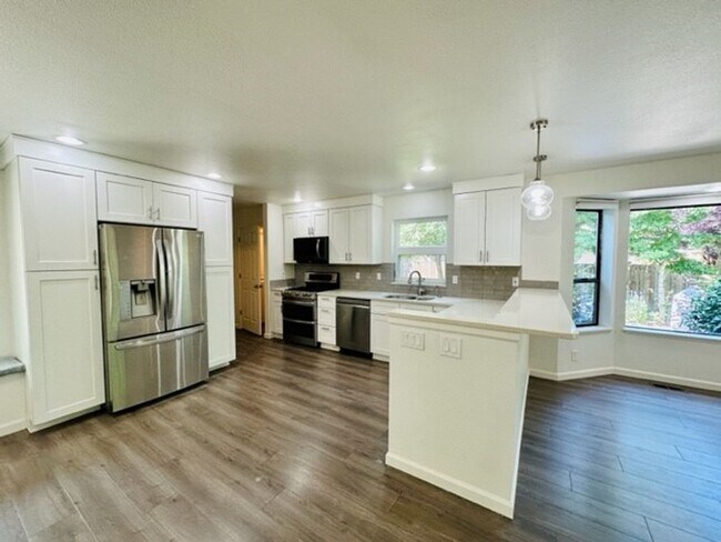 Building Photo - 3bd/2ba Duvall House