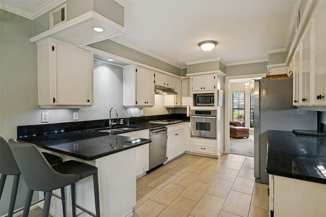 Building Photo - 7507 Wellcrest Dr