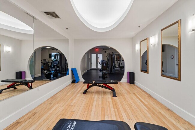 Building Photo - 1830 Radius Dr