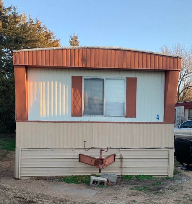 Building Photo - 3107 Switzer Rd