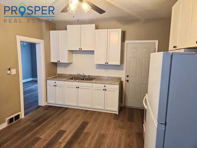 Building Photo - JA708X