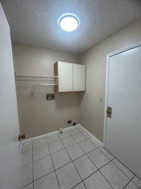 Building Photo - 563 Holbrook Cir
