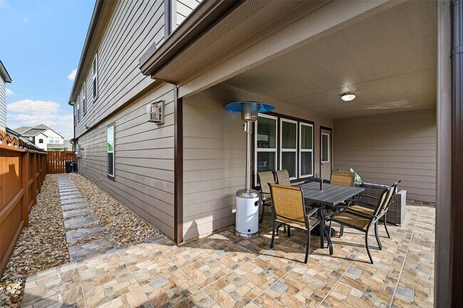 Building Photo - 2110 Artic Loon Dr