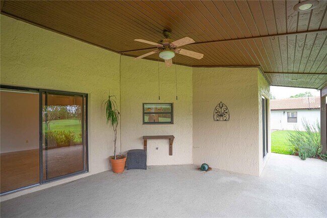 Building Photo - 6766 Edgeworth Dr