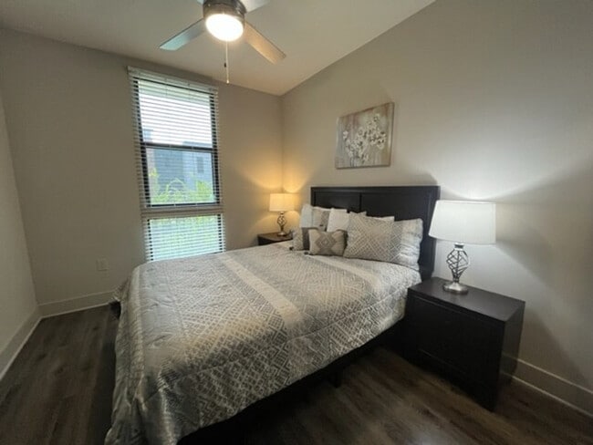 Building Photo - 455 14th St NW