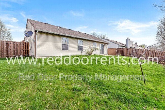 Building Photo - 3003 Briarchase Ct