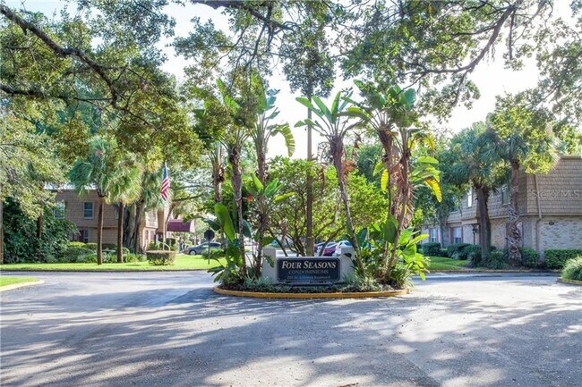 Building Photo - Fantastic 1 /1 x Rent @ Winter Park's Four...