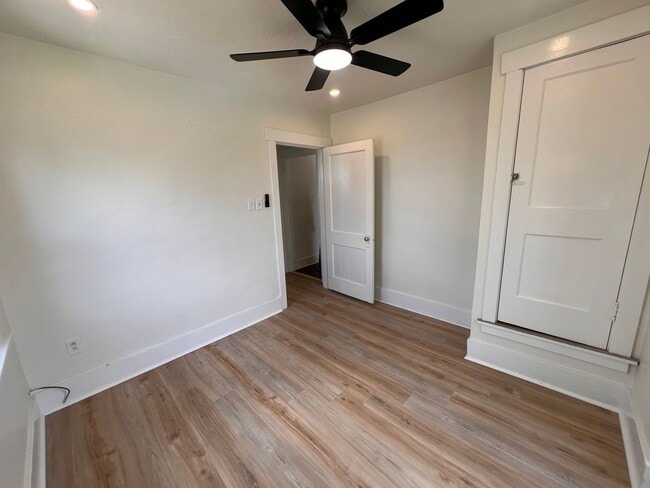 Building Photo - Pittsburgh - 4 Bedroom 2 Bathroom - Recent...