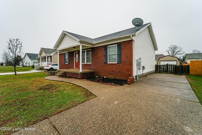 Building Photo - 585 Tecumseh Dr