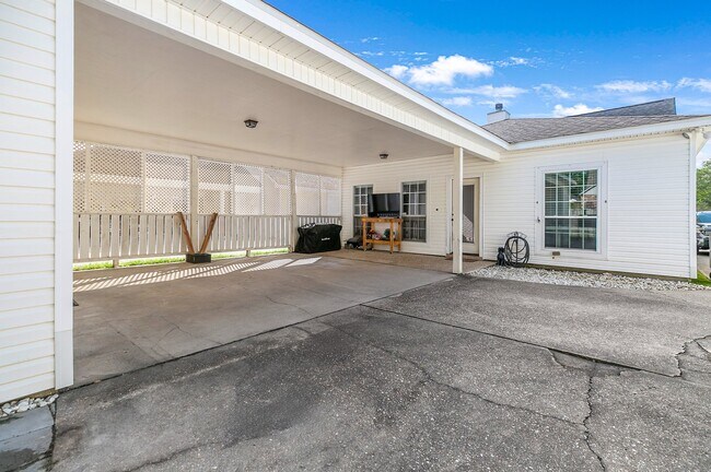 Building Photo - 1463 Patrick Dr