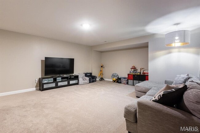 Building Photo - 3505 Chippewa Dr