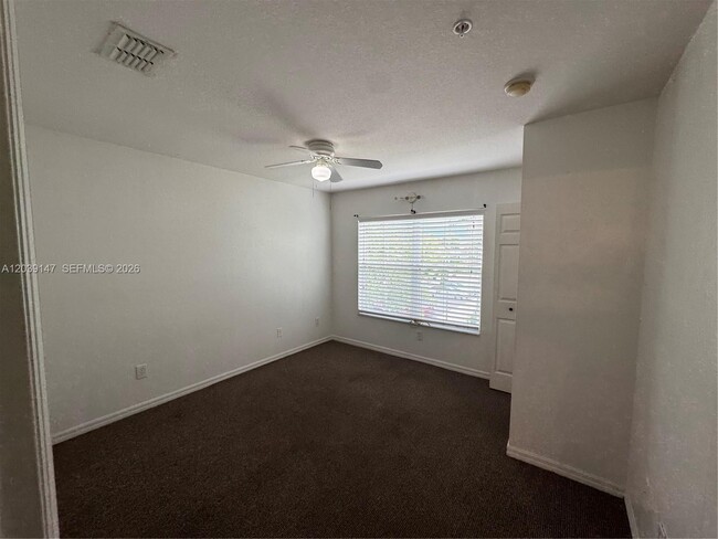 Building Photo - 4006 Santa Maria Dr