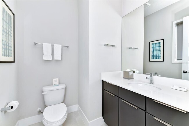 Building Photo - 7740 Sandy Ridge Dr