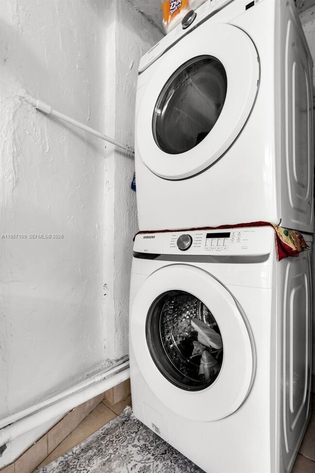 Building Photo - 7531 W 29th Way