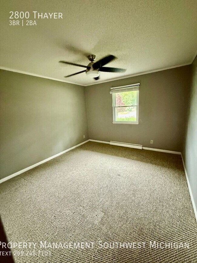 Building Photo - 2800 Thayer-