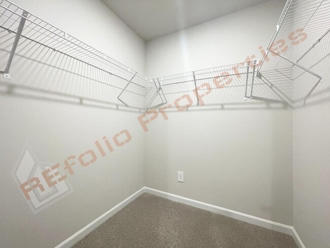 Building Photo - Brand new 4 Bedroom, 3 Bathroom, Spacious Loft, Attached 2 Car Garage and Backyard in Oak Manor, ...