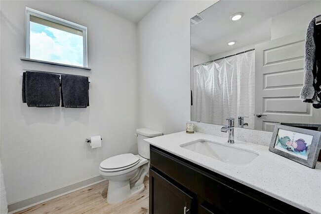 Building Photo - 8133 Linnie Ln