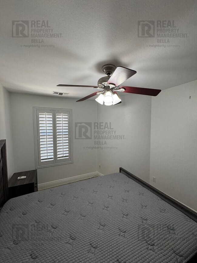 Building Photo - Spacious Murrieta Home with Pool, Spa, Firepit & Backyard Entertaining