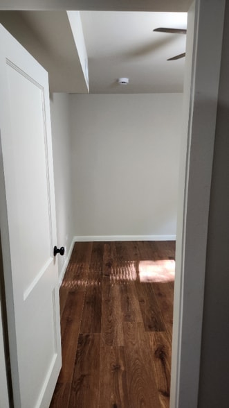 Building Photo - 41270 N Bayside Dr