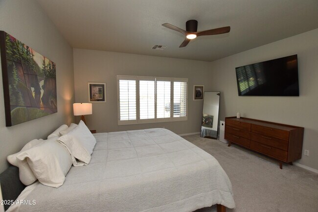 Building Photo - 44236 Adobe Cir