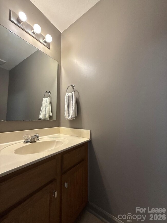 Building Photo - 7021 Sunman Rd