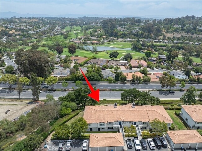 Building Photo - 30902 Club House Dr