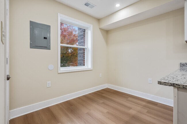 Building Photo - 1812 Benning Rd NE