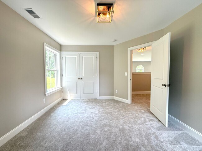 Building Photo - 2578 Whipporwill Ct