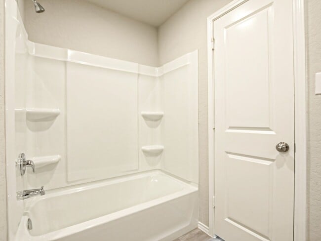 Building Photo - 4 BR /2 BA - 1667 SF Home in Hidden Trails...