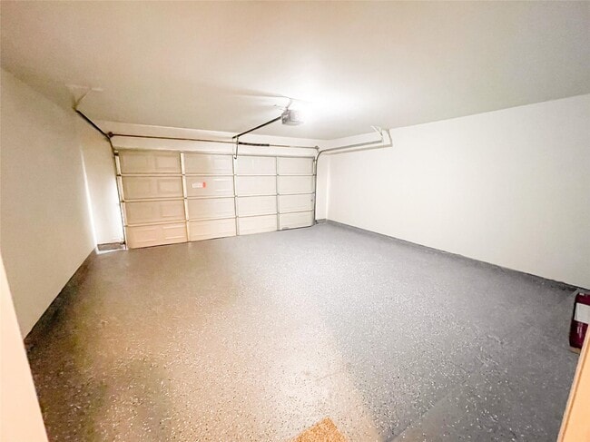 Building Photo - 19807 Byron Meadows Dr