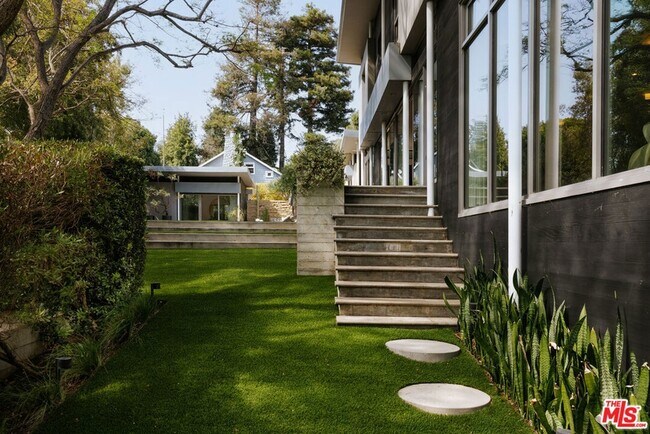 Building Photo - 43 Haldeman Rd