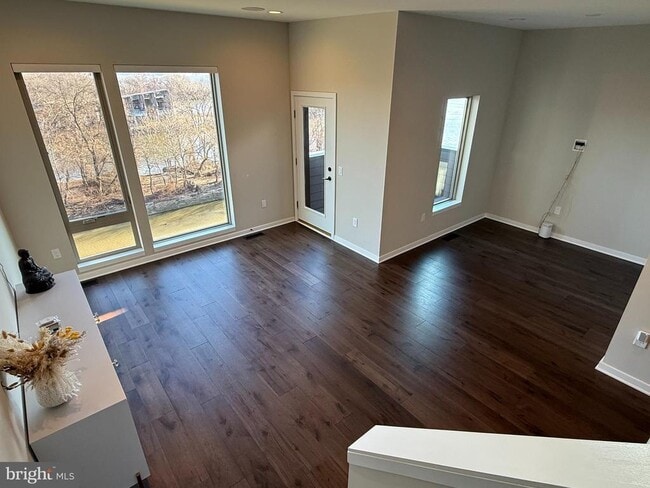 Building Photo - 3119 Pierview Ln