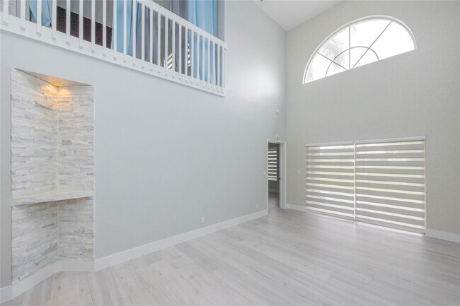 Building Photo - 50 Desford Ln