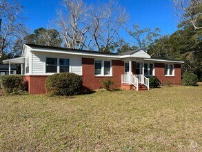 Building Photo - SEAGATE VILLAGE - MYRTLE AVE - Located off...