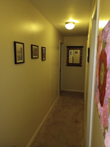 Hallway - 2050 SW Pheasant Dr