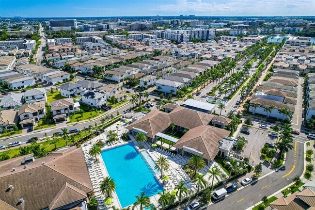 Building Photo - 8167 NW 41st St